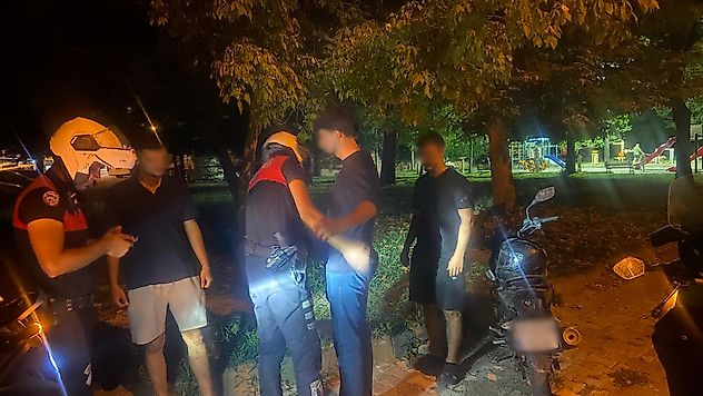 Polisten Park ve Bahçelerde Huzur Denetimi