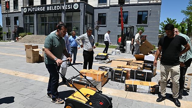Pütürge Belediyesi Araç Filosunu Güçlendiriyor