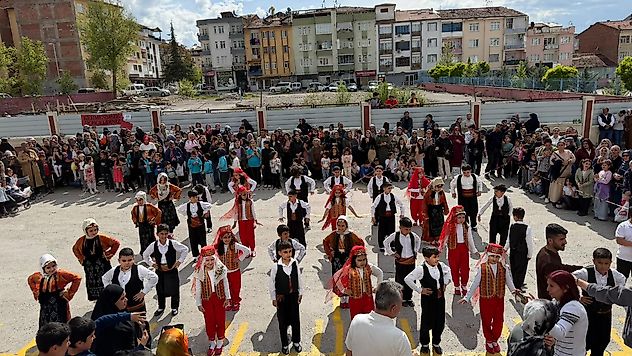 Rahmi Akıncı İlkokulu'nda Kermes ve Şenlik Yoğun İlgi Gördü