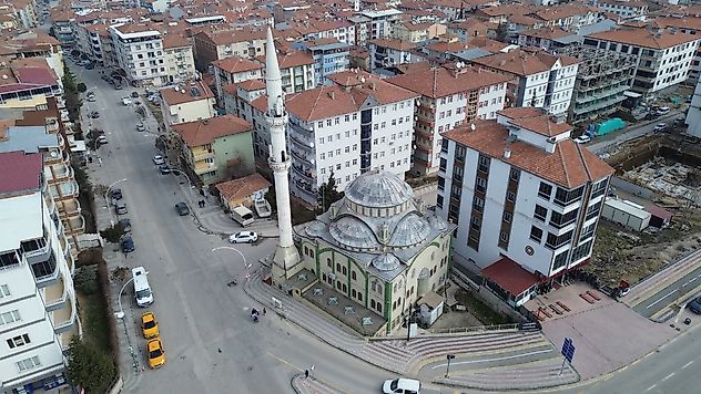 Ramazan'a Hazırlık: Camiler Baştan Sona Temizleniyor