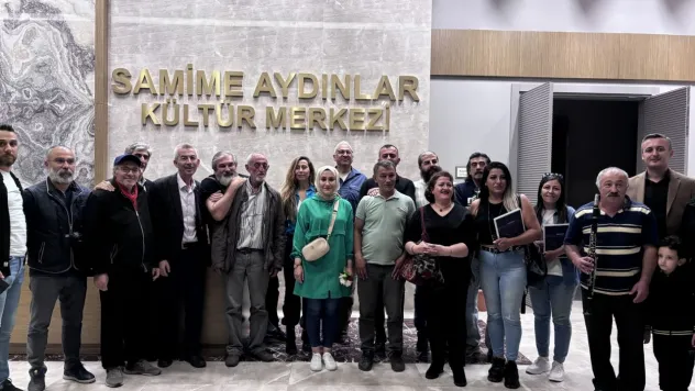 Reyhan Eker Misin Balınan Şeker Misin