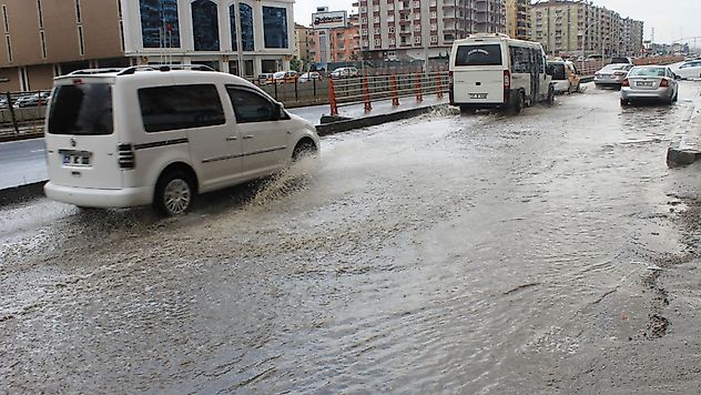 Sağanak Alarmı: Birçok Bölgede Kuvvetli Yağış Bekleniyor