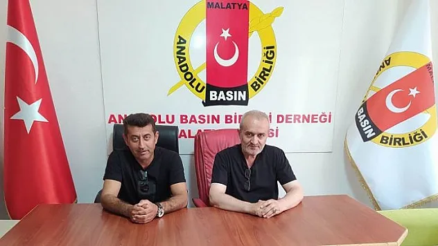 Sanatçı İlhan İlbey'den Anadolu Basın Birliği'ne Ziyaret