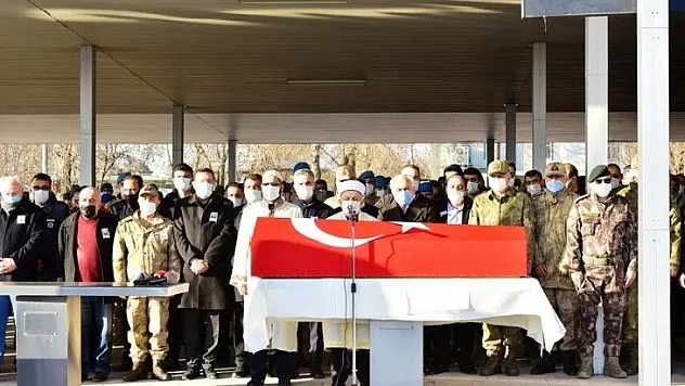 Şehit Astsubay Çavuş Semih Özbey Son Yolculuğuna Uğurlandı