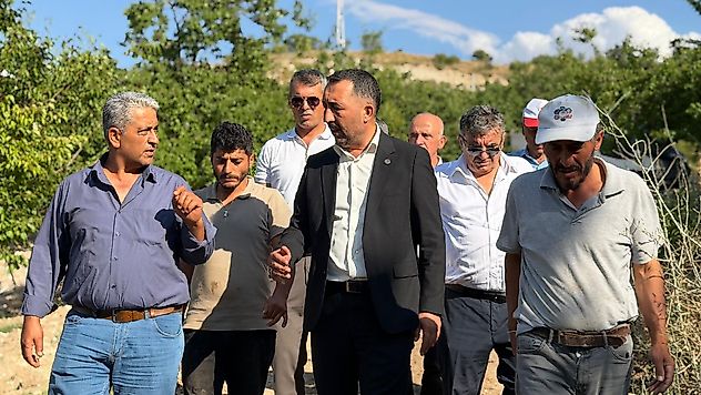 Sel Kocaözü'nde kayısı üreticisini de vurdu: Kılıç'tan destek çağrısı