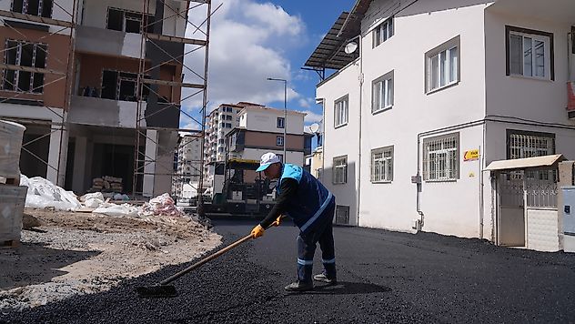 Selçuklu Mahallesi'nde Sıcak Asfalt Çalışması Tamamlandı
