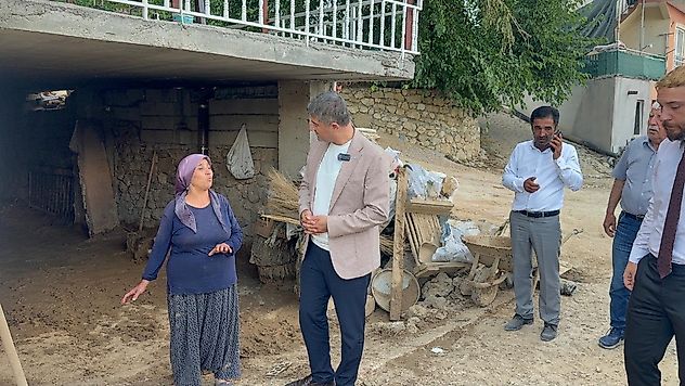Serdar Yıldız, Selden Etkilenen Kocaözü'nde İncelemelerde Bulundu