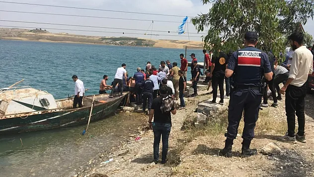 Serinlemek için suya giren genç boğularak hayatını kaybetti