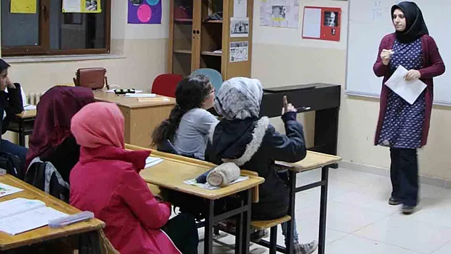 Sözleşmeli öğretmen ek atama sonuçları açıklandı