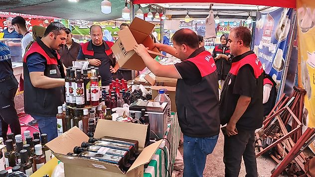 Sucuk Diye Piliç, Zeytinyağı Diye Karışım Yağ! Malatya Fuarında Şok Denetim