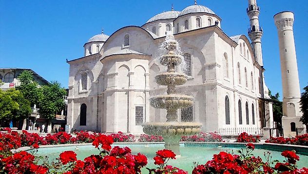 Şükür Namazı Nedir ve Ne Zaman Kılınır?