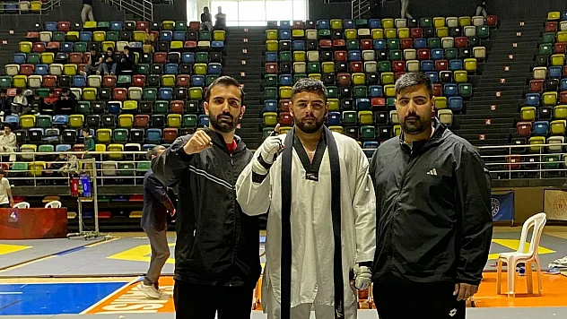 Taekwondo'da Büyük Başarı .