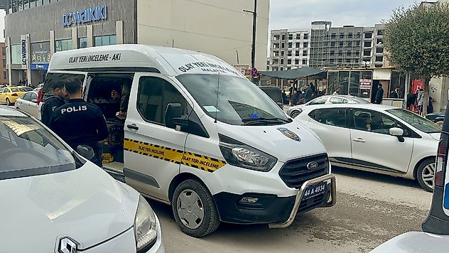 Tartışma Kavgaya Dönüştü: Kardeşini Bıçakladı