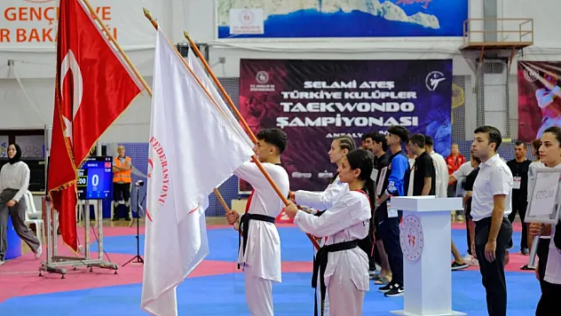 Tekvandoda Malatya Rüzgarı: Kadın Takımı Türkiye Üçüncüsü