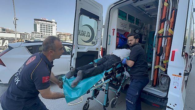 Terminal Caddesi'nde Bıçaklı Olay: 2 Kişi Gözaltında