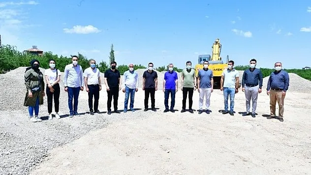 Topsöğüt'lü Gençler İstedi, Başkan Çınar Yerine Getiriyor