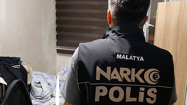 'Torbacılara' Darbe: Malatya'da Binlerce Sentetik Hap Yakalandı