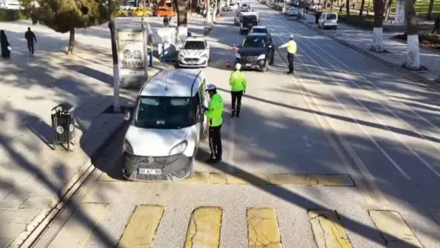 Trafik Güvenliği İçin Sıkı Denetim: Yaya Önceliğine Uymayan Sürücüler Tespit Edildi