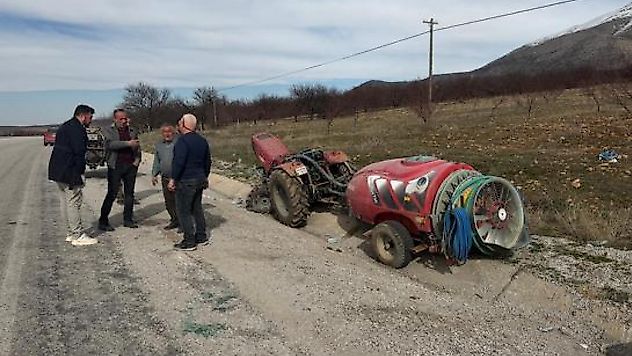 Traktör Kazasında Ağır Yaralanan Genç Hayatını Kaybetti