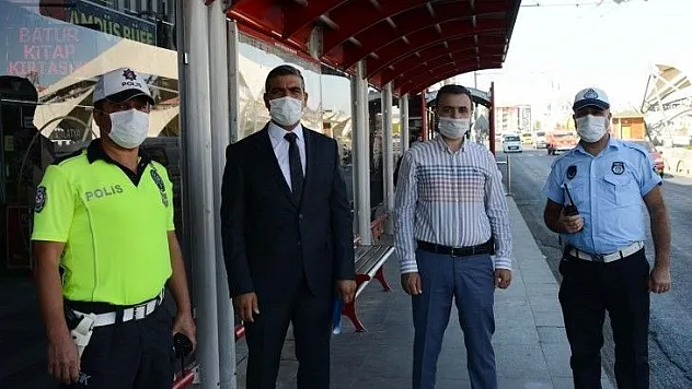 Trambüs Güzergâhına Park Eden Araç Sürücüleri Uyarıldı