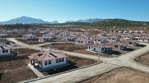 Türkiye'nin en büyük kırsal yerleşim projesi Malatya'da hayata geçti