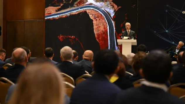 Ulaştırma ve Altyapı Bakanı Abdulkadir Uraloğlu Kazakistan'da