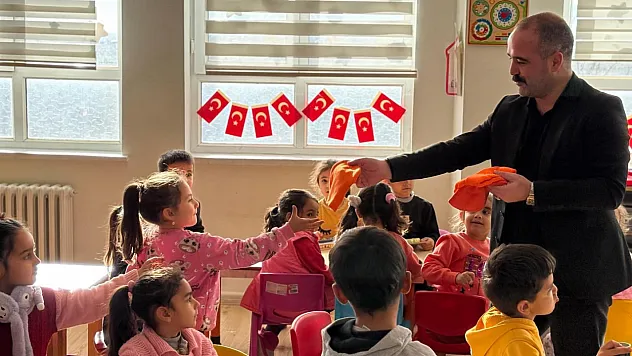 Ülkü Ocakları Malatya İl Başkanlığı'ndan Şehit Kenan Çetin Okulu'na Ziyaret