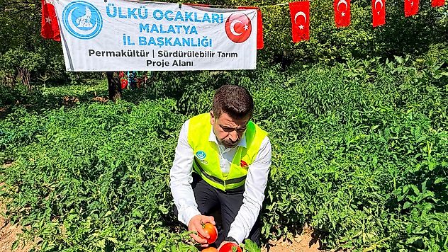 Ülkü Ocakları'ndan Toprağa ve Üretime Destek