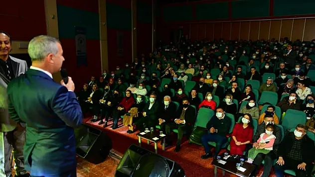 'Unutulmayan Şarkılar Ve Türküler' Konseri Büyük İlgi Gördü