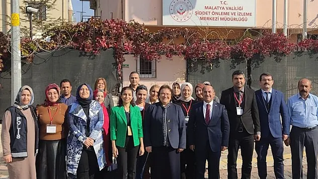 Ustaoğlu Malatya Aile ve Sosyal Hizmetler İl Müdürlüğünü ziyaret etti