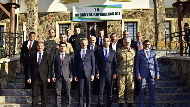 Vali Baruş, Doğanyol Muhtarlarıyla, Kurum Yetkililerini Bir Araya Getirdi