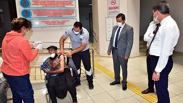 Vali Baruş: Hem Kendi Sağlığınız hem Toplum Sağlığı için Aşı Olunuz