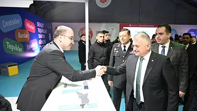 Vali Ersin Yazıcı'dan 'Devlet Teşvikleri Tanıtım Günleri' Fuarına Ziyaret