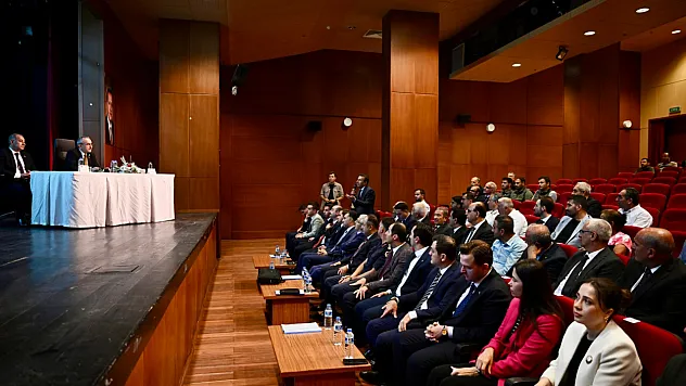 Vali Yavuz Başkanlığında İl Hayvanları Kurulu Toplantısı Gerçekleşti