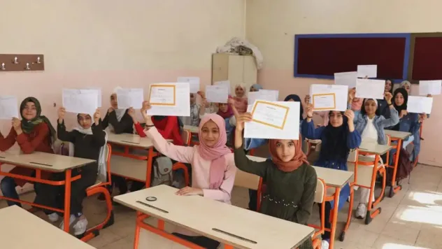 Yaklaşık 20 milyon öğrenci için karne heyecanı