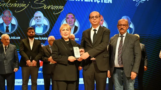 Yasemin Açık, Akademik Kimliği ve Sosyal Katkılarıyla Onurlandırıldı