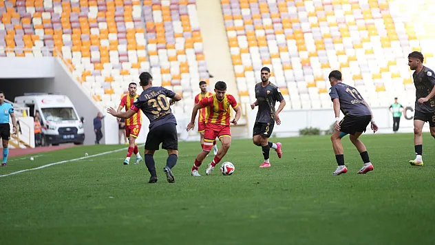 Yeni Malatyaspor Çaresiz Kaldı: Somaspor'dan 7 Gollü Gövde Gösterisi