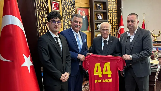 Yeni Malatyaspor Yönetiminden Bahçeli'ye Ziyaret