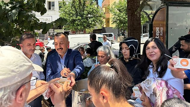 Yeniden Refah Partisi Malatya'dan Muharrem Ayında Aşure İkramı