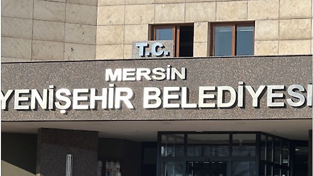 Yenişehir Belediyesi'ne Yolsuzluk Operasyonu: Belediye Yöneticileri Gözaltında