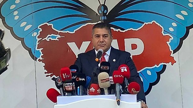 Yerli ve Milli Parti Lideri Mutlu: CHP İç Tartışmalarla Gündeme Geliyor