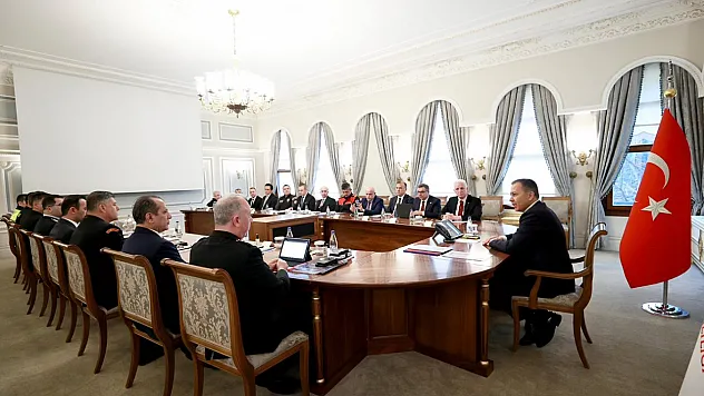 Yerlikaya: 309 bin kolluk gücü 3 gün boyunca görev yapacak