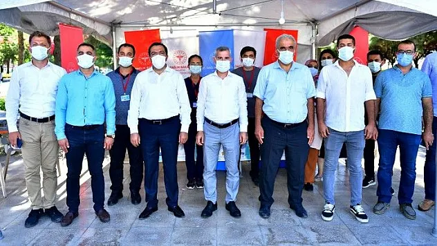 Yeşilyurt Belediye Başkanı Mehmet Çınar, 17 İle 44 Yaş Arasındaki Vatandaşlara Çağrıda Bulundu