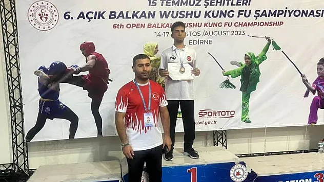 Yeşilyurt Belediye Spor Kulübünden Tarihi Başarı