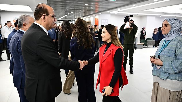 Yeşilyurt Belediyesi'nde Bayramlaşma: Başkan Geçit Personelle Buluştu