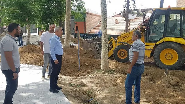 Yeşilyurt Güreş Sahası Ve Ahmet Atılgan Parkındaki Dönüşüm Çalışmaları Sürüyor