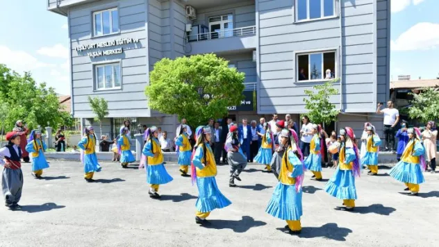 Yeşilyurt Mesleki Eğitim Ve Yaşam Merkezi' Nin Yılsonu Etkinlikleri Renkli Görüntülere Sahne Oldu