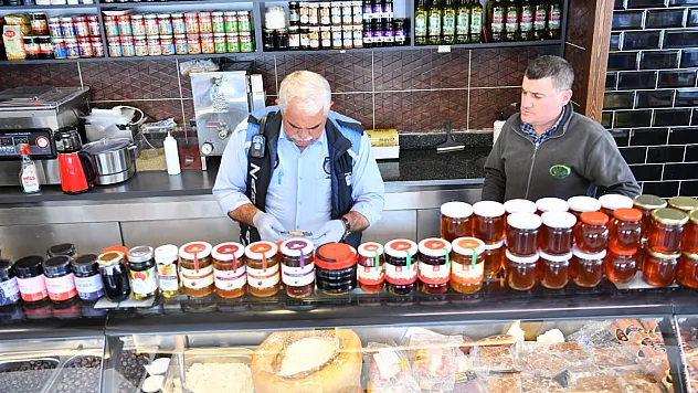 Yeşilyurt'ta Bayram Denetimleri Arttı: Hijyen ve Fiyat Kontrolü