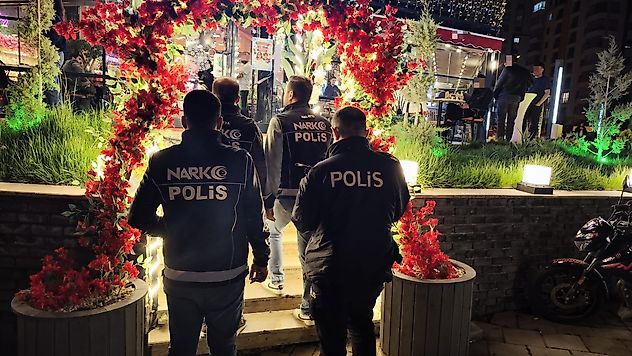 Yeşilyurt'ta Narkoalan-2 Denetimi: Park ve Mesire Alanlarında Sıkı Kontrol