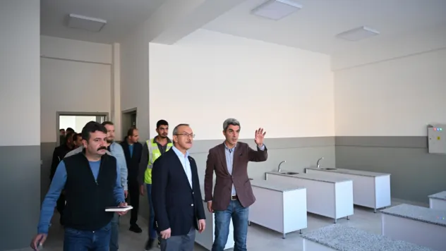 Yeşilyurt'ta Yeni Okul ve Konut Projeleri Hızla Tamamlanıyor